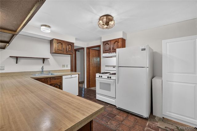 7386 Lower East Hill Road, Boston, NY 14033