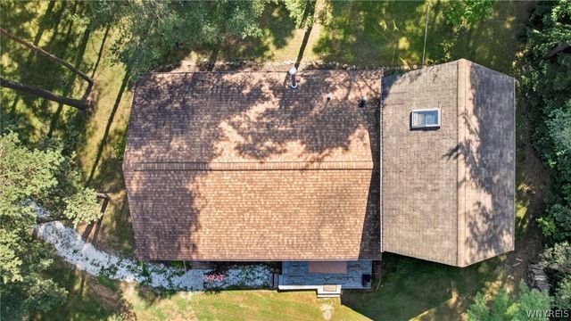 7386 Lower East Hill Road, Boston, NY 14033