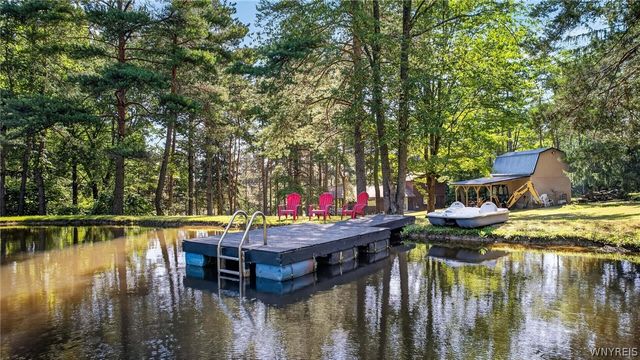 7386 Lower East Hill Road, Boston, NY 14033