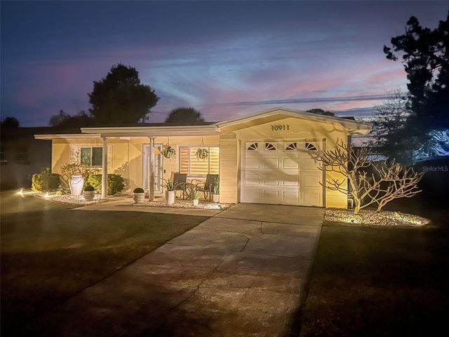 10911 FREEDOM BOULEVARD, Seminole, FL 33772