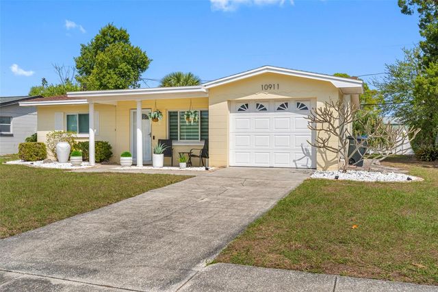 10911 FREEDOM BOULEVARD, Seminole, FL 33772