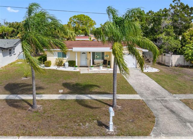 10911 FREEDOM BOULEVARD, Seminole, FL 33772