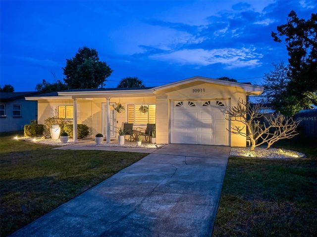 10911 FREEDOM BOULEVARD, Seminole, FL 33772
