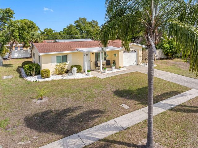 10911 FREEDOM BOULEVARD, Seminole, FL 33772