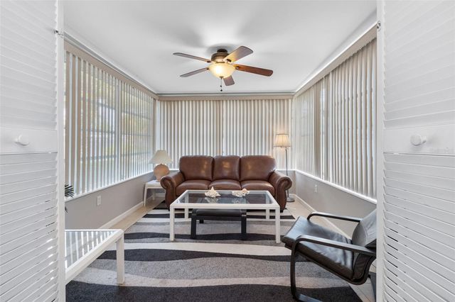 10911 FREEDOM BOULEVARD, Seminole, FL 33772