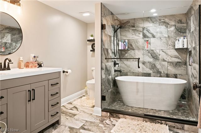 273 Blueberry Drive, Columbiana, OH 44408