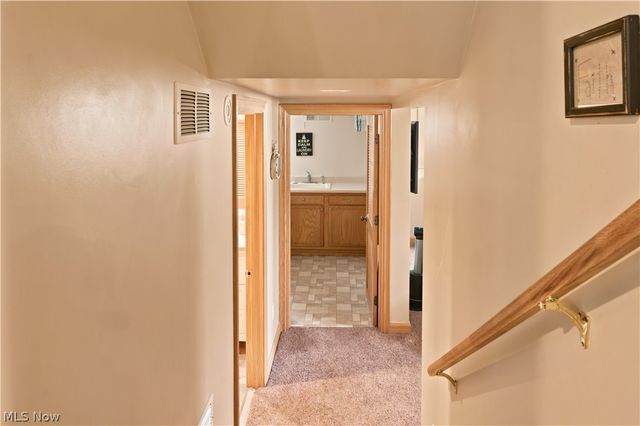 273 Blueberry Drive, Columbiana, OH 44408