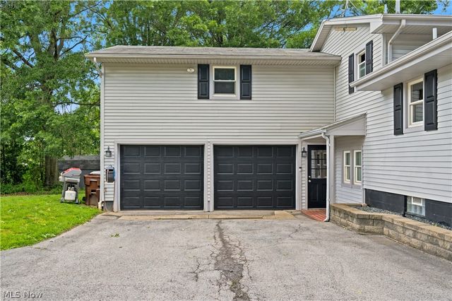 273 Blueberry Drive, Columbiana, OH 44408