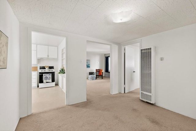 924 Palomas Drive SE, Albuquerque, NM 87108