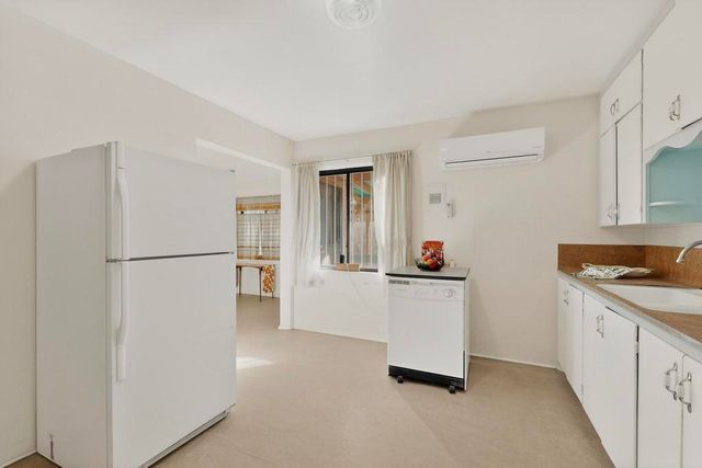 924 Palomas Drive SE, Albuquerque, NM 87108