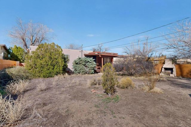 924 Palomas Drive SE, Albuquerque, NM 87108