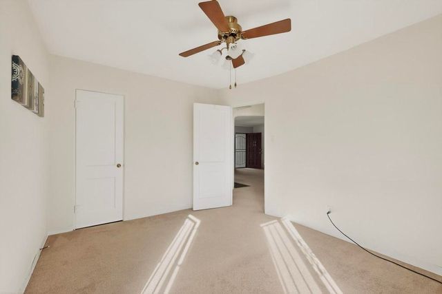 924 Palomas Drive SE, Albuquerque, NM 87108