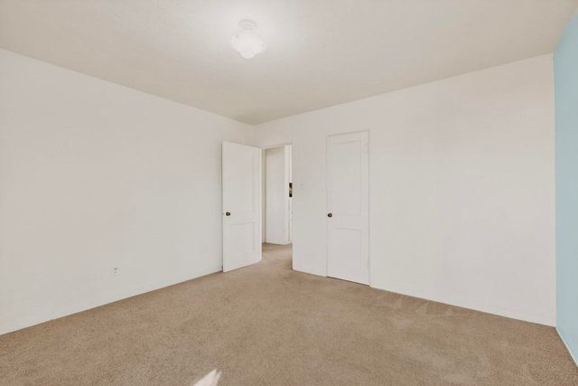 924 Palomas Drive SE, Albuquerque, NM 87108