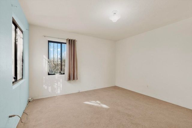 924 Palomas Drive SE, Albuquerque, NM 87108