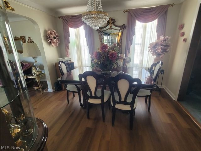 3670 Silsby Road, University Heights, OH 44118