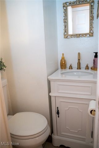 3670 Silsby Road, University Heights, OH 44118