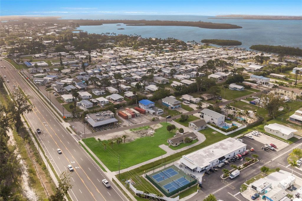 10601-10611 CORTEZ ROAD W, BRADENTON, FL 34210 — photo 2