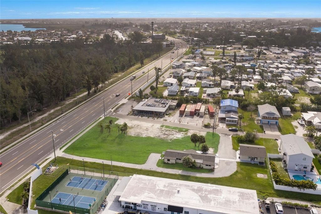 10601-10611 CORTEZ ROAD W, BRADENTON, FL 34210 — photo 4