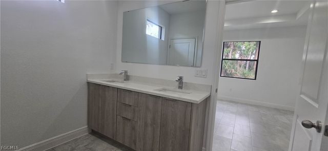 5028 W Tradewinds CIR, Labelle, FL 33935