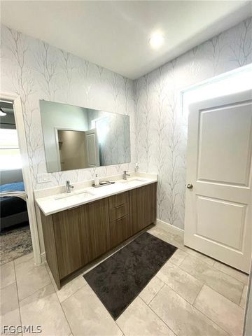 5028 W Tradewinds CIR, Labelle, FL 33935