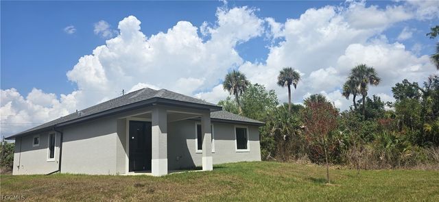 5028 W Tradewinds CIR, Labelle, FL 33935
