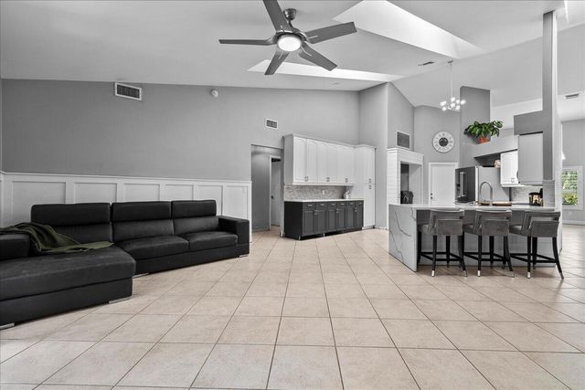1560 Yachtman Place, Wellington, FL 33414