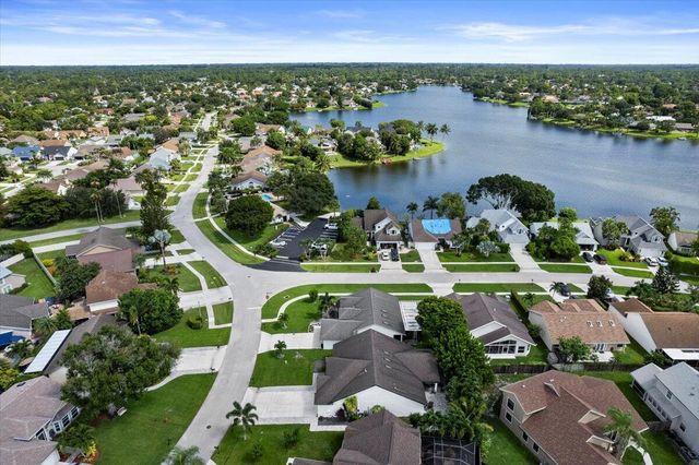 1560 Yachtman Place, Wellington, FL 33414