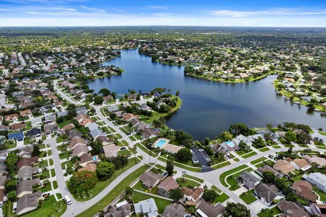 1560 Yachtman Place, Wellington, FL 33414