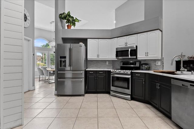 1560 Yachtman Place, Wellington, FL 33414