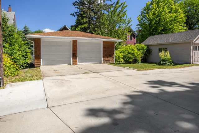 410 9 Avenue S, Fargo, ND 58103