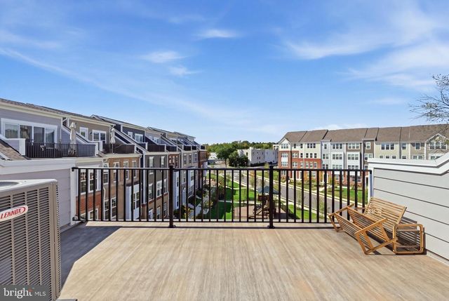 10817 CEDAR AVE, Fairfax, VA 22030