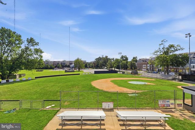 10817 CEDAR AVE, Fairfax, VA 22030