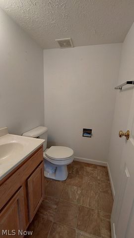 3241 Saint Charles Drive, Steubenville, OH 43952