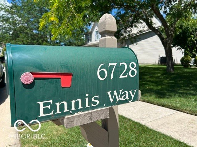 6728 Ennis Way, Indianapolis, IN 46237