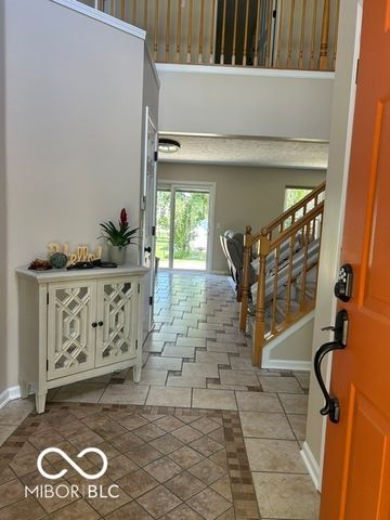 6728 Ennis Way, Indianapolis, IN 46237