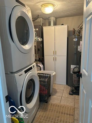 6728 Ennis Way, Indianapolis, IN 46237