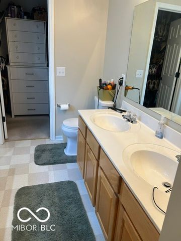 6728 Ennis Way, Indianapolis, IN 46237