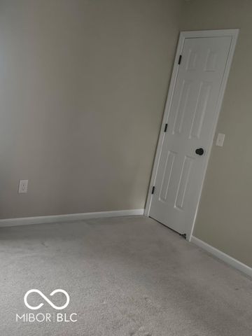 6728 Ennis Way, Indianapolis, IN 46237