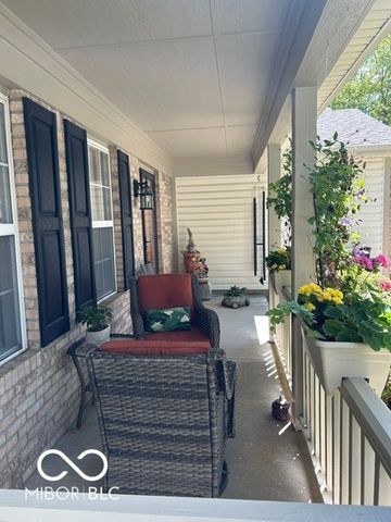 6728 Ennis Way, Indianapolis, IN 46237