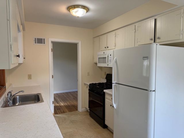 3409 Lancaster Street, Midland, MI 48642