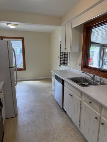 3409 Lancaster Street, Midland, MI 48642