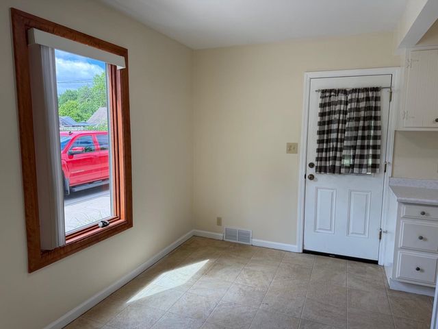 3409 Lancaster Street, Midland, MI 48642