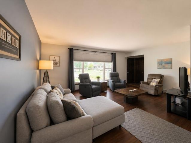 9113 Idlewild Drive, Highland, IN 46322