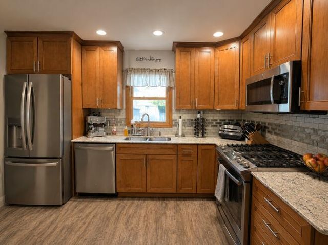 9113 Idlewild Drive, Highland, IN 46322