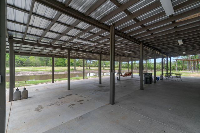 1468 Sanford Rd., Moselle, MS 39459