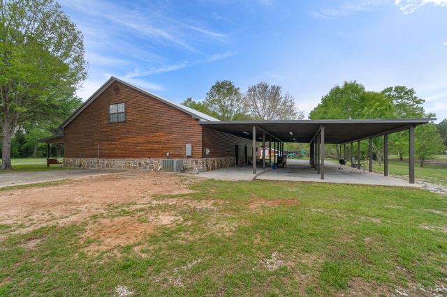 1468 Sanford Rd., Moselle, MS 39459