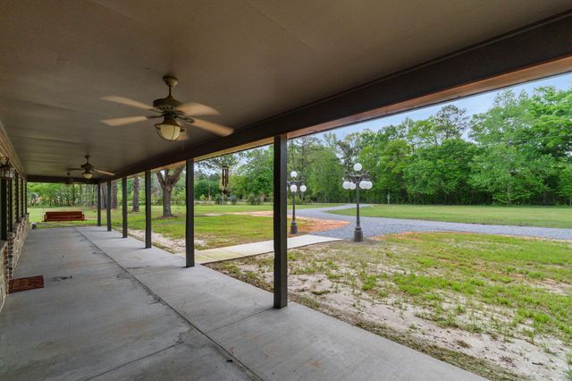 1468 Sanford Rd., Moselle, MS 39459