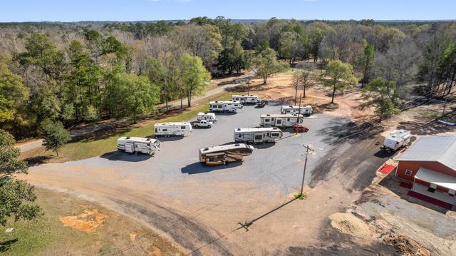 1468 Sanford Rd., Moselle, MS 39459