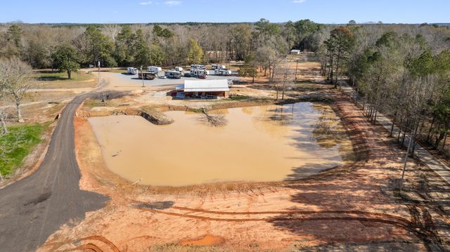 1468 Sanford Rd., Moselle, MS 39459