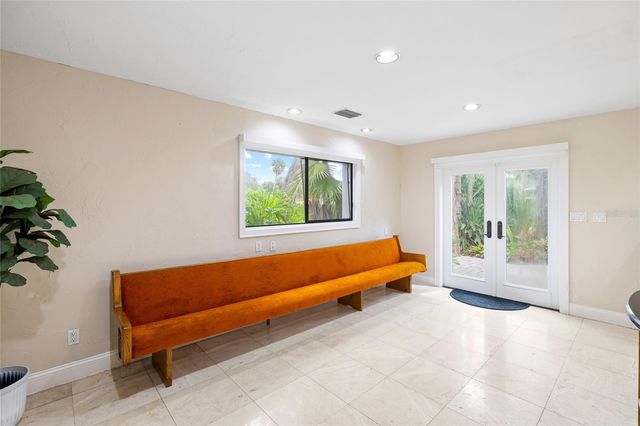 410 MONTROSE AVENUE, Temple Terrace, FL 33617